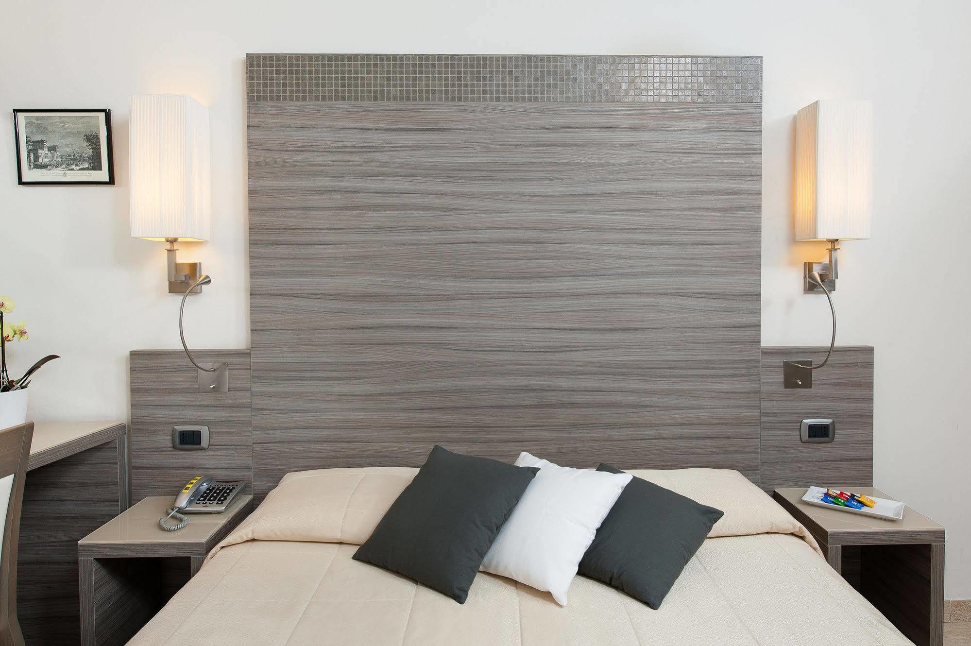 Morrisson Exclusive Rooms Rome Buitenkant foto